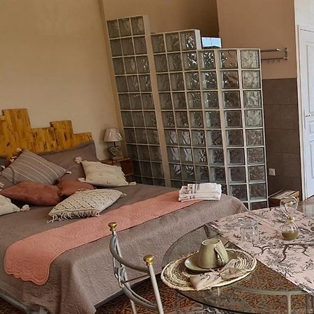 Bed and Breakfast Chez Dédou et Madou à Florensac Extérieur photo