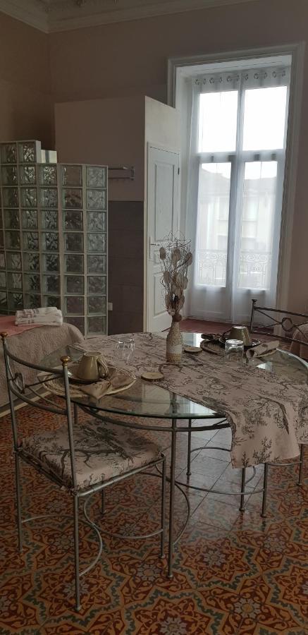 Bed and Breakfast Chez Dédou et Madou à Florensac Extérieur photo